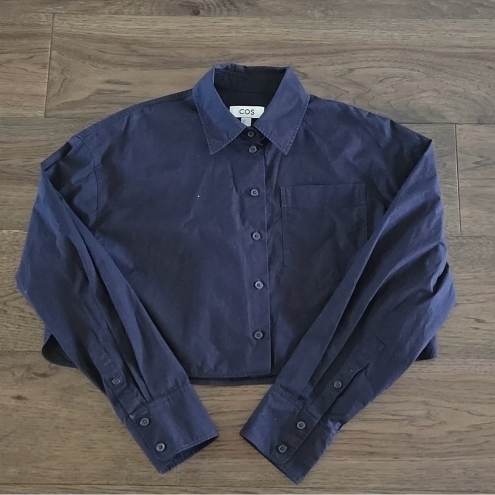COS Navy cropped Button-Up Shirt